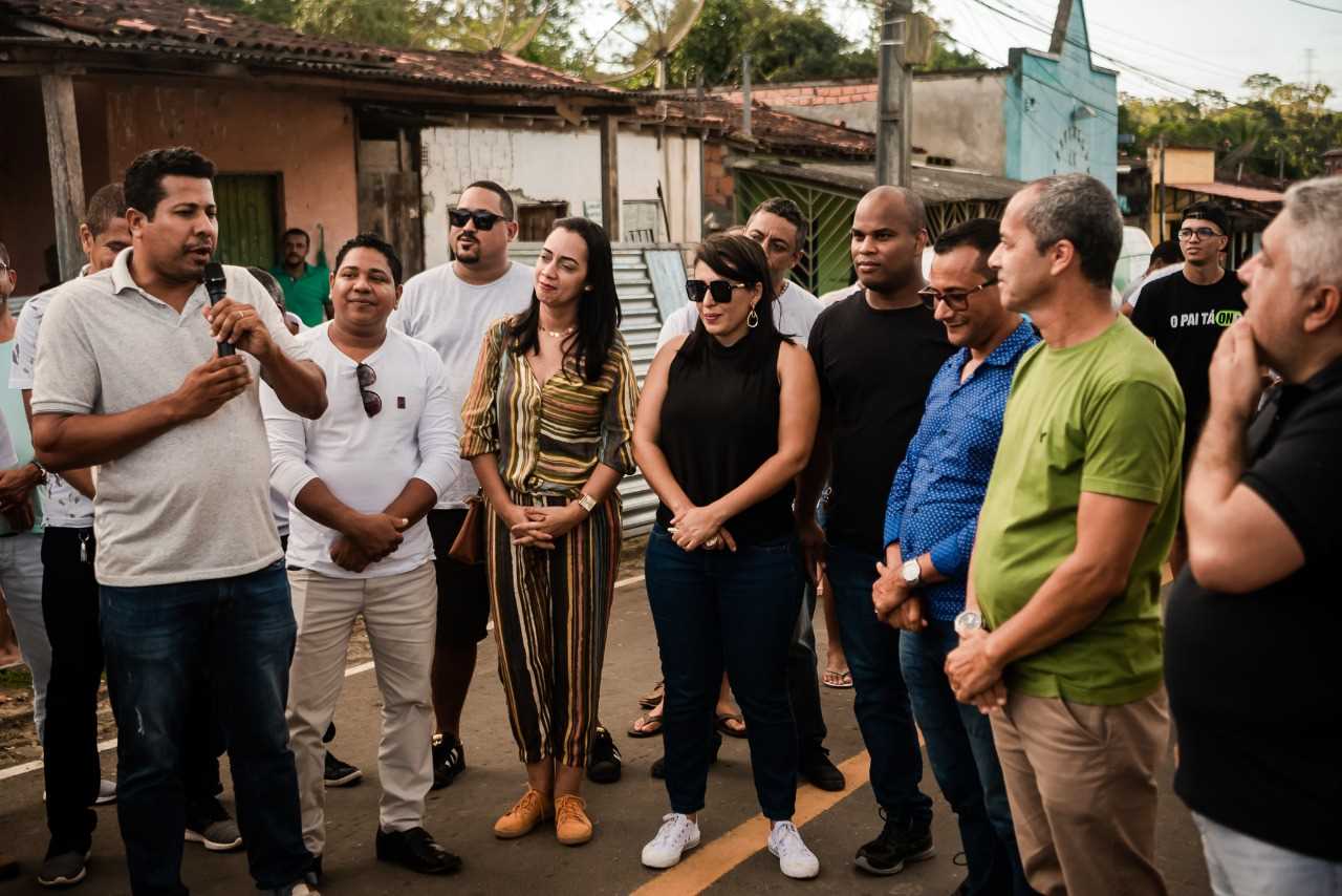 Camacã: Serviço de esgoto, asfalto e revitalização de praças foram entregues em Leoventura oficialmente